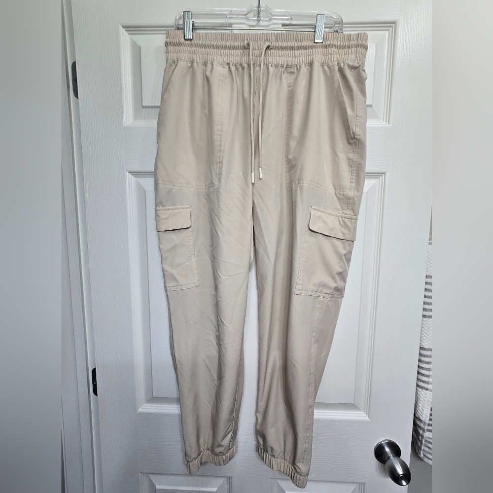 H&M Light Beige Cargo Jogger Pants with Elastic Waist